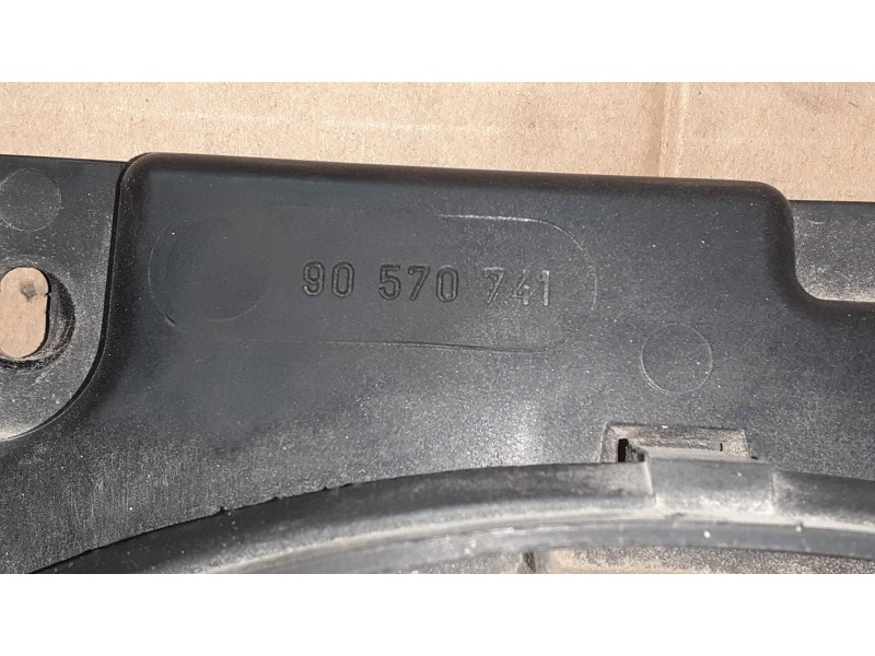 Recambio de electroventilador para opel zafira a blue line referencia OEM IAM 24431829 0130303275 BOSCH