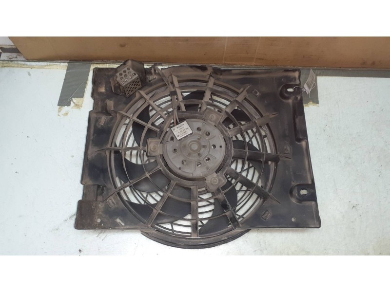 Recambio de electroventilador para opel zafira a blue line referencia OEM IAM 24431829 0130303275 BOSCH
