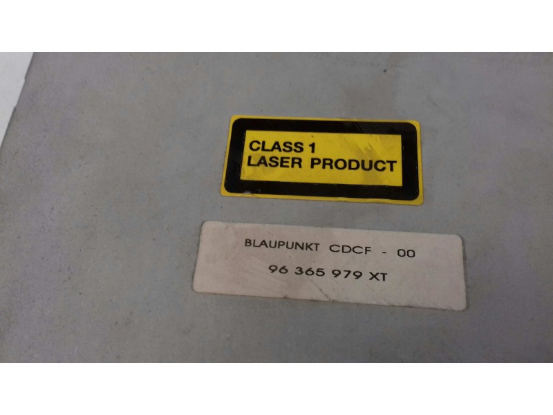 Recambio de sistema audio / radio cd para peugeot 307 (s1) xt referencia OEM IAM 7607769050 BP905018099387 