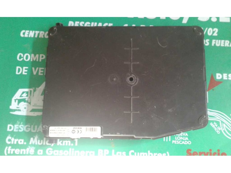 Recambio de centralita motor uce para renault scenic ii confort authentique referencia OEM IAM 8200498188 8200469340 KIT - DELPH