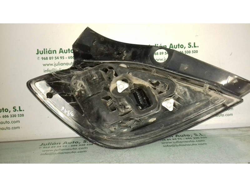 Recambio de piloto trasero derecho para opel astra h berlina cosmo referencia OEM IAM 00865302  