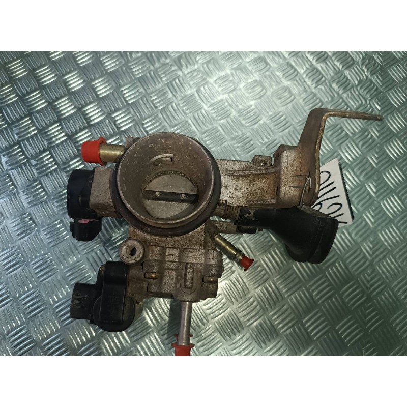 Recambio de caja mariposa para toyota yaris (ncp1/nlp1/scp1) 1.3 expo referencia OEM IAM 1894520D010 DENSO 1368001702