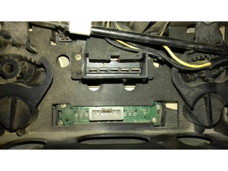 Recambio de mando climatizador para fiat punto berlina (176) 75 elx referencia OEM IAM 100140600  