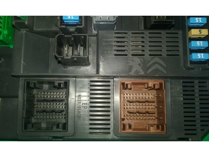 Recambio de centralita motor uce para peugeot 208 allure referencia OEM IAM 9818160080 162560851/V29080084A KIT - VALEO