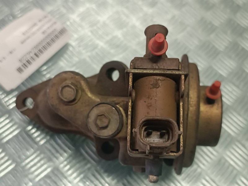 Recambio de valvula egr para toyota avensis (t27) executive referencia OEM IAM 2580027010 2562027060 DENSO