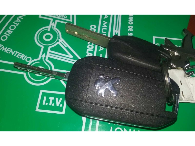 Recambio de centralita motor uce para peugeot 208 allure referencia OEM IAM 9818160080 162560851/V29080084A KIT - VALEO