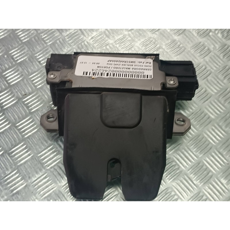 Recambio de cerradura maletero / porton para ford focus berlina (cap) ghia referencia OEM IAM 3M51R442A66AP 01041111905 FOMOCO