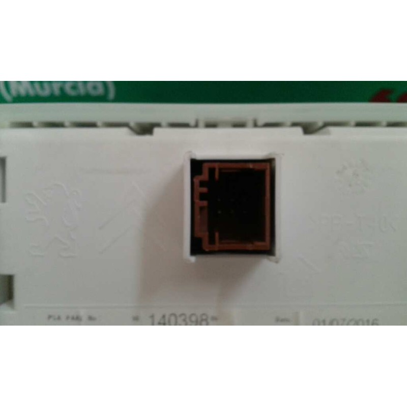 Recambio de cuadro instrumentos para peugeot 208 active referencia OEM IAM 9814696380 140398 