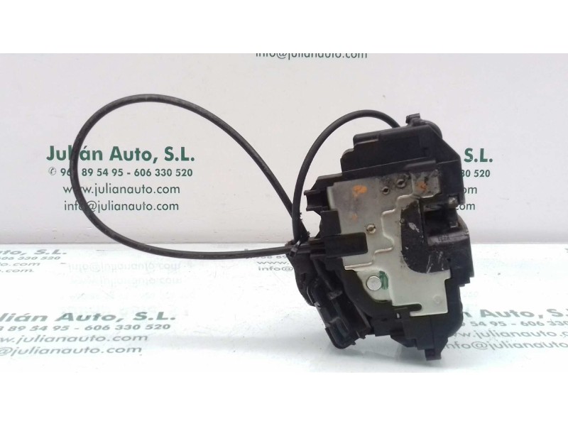 Recambio de cerradura puerta delantera derecha para renault clio iii dynamique referencia OEM IAM 300125F  4 PINES Recambio de cerradura puerta delantera derecha para renault clio iii dynamique referencia OEM IAM 300125F  4 PINES