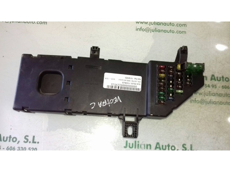 Recambio de caja reles / fusibles para opel vectra c berlina comfort referencia OEM IAM 13120953 24443147 518777016