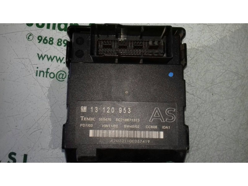 Recambio de caja reles / fusibles para opel vectra c berlina comfort referencia OEM IAM 13120953 24443147 518777016