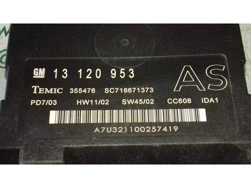 Recambio de caja reles / fusibles para opel vectra c berlina comfort referencia OEM IAM 13120953 24443147 518777016