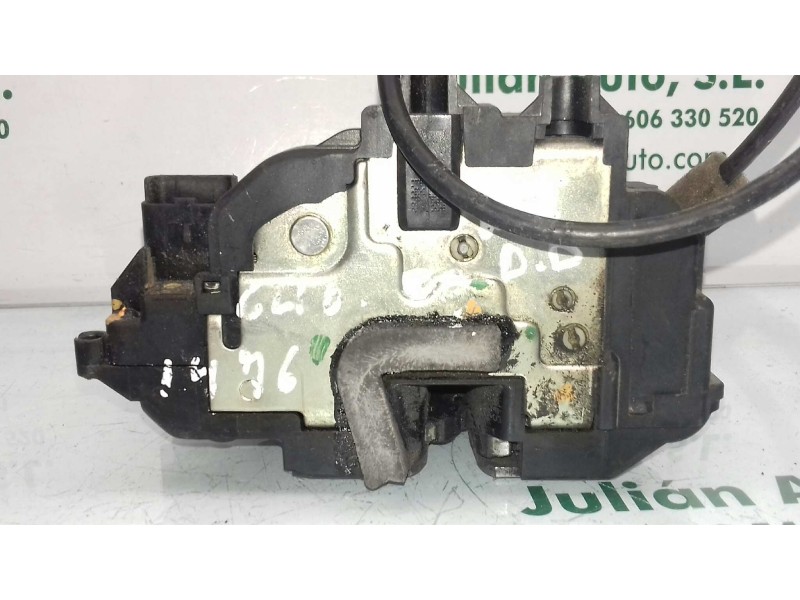 Recambio de cerradura puerta delantera derecha para renault clio iii authentique referencia OEM IAM   