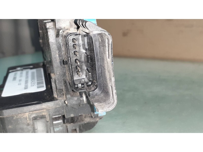 Recambio de cerradura puerta trasera derecha para peugeot 207 xs referencia OEM IAM 24099816 24097816 ELECTRICA