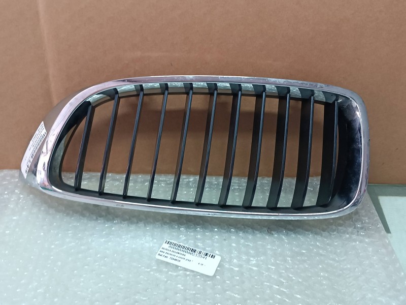 Recambio de rejilla delantera para bmw serie 4 coupe (f32) referencia OEM IAM 7294813 7294815 7294819