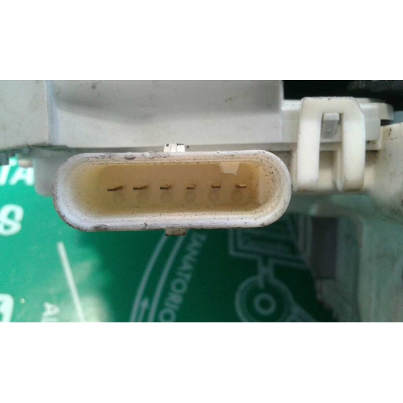 Recambio de cerradura puerta delantera derecha para audi a1 sportback (8xa) ambition referencia OEM IAM 8X1837016 6 PINES BLANCO