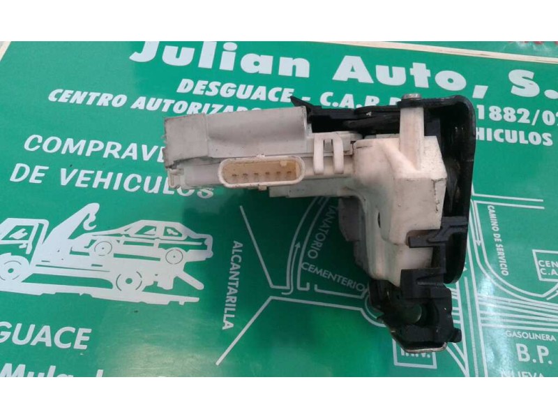 Recambio de cerradura puerta trasera derecha para audi a1 sportback (8xa) ambition referencia OEM IAM 8X0839016 6 PINES BLANCO