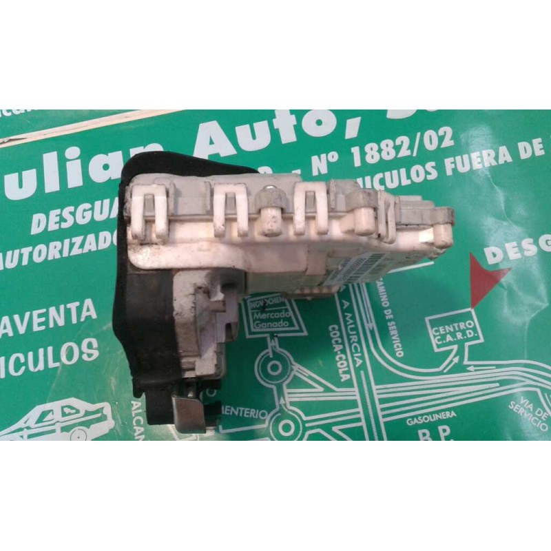 Recambio de cerradura puerta trasera derecha para audi a1 sportback (8xa) ambition referencia OEM IAM 8X0839016 6 PINES BLANCO