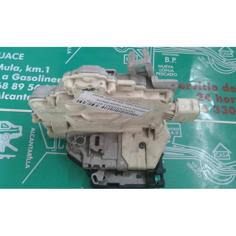 Recambio de cerradura puerta trasera derecha para volkswagen passat berlina (3c2) advance referencia OEM IAM 3C4839016A 4+3 PINE
