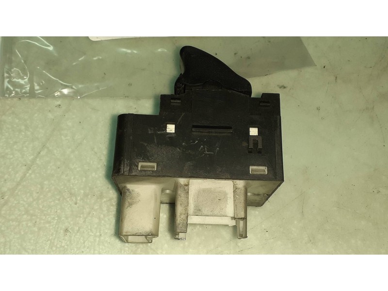 Recambio de mando elevalunas delantero izquierdo para opel sintra cd referencia OEM IAM   DOS CONECTORES