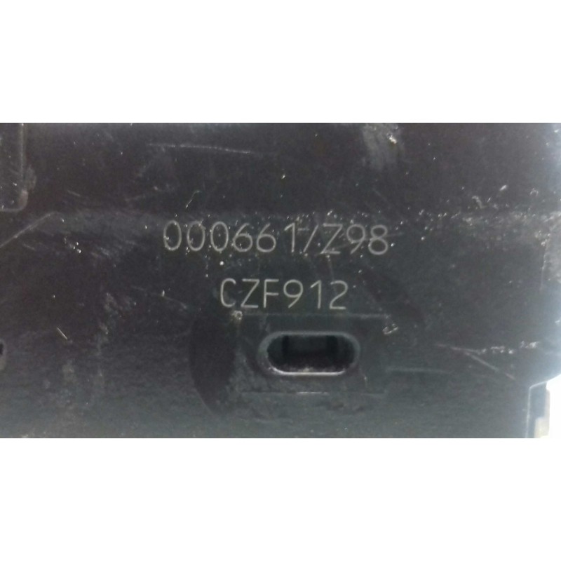 Recambio de cerradura puerta delantera izquierda para renault laguna ii (bg0) authentique referencia OEM IAM 8200000661  4 PINES Recambio de cerradura puerta delantera izquierda para renault laguna ii (bg0) authentique referencia OEM IAM 8200000661  4 PINES