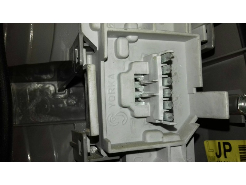 Recambio de piloto trasero izquierdo para opel vectra c berlina elegance referencia OEM IAM 13130643  