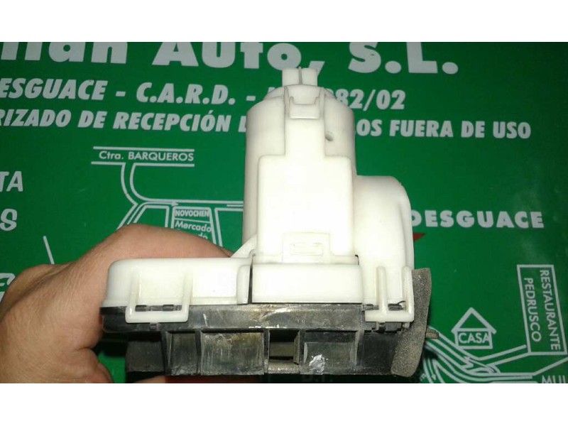 Recambio de cerradura puerta trasera derecha para volkswagen polo berlina (6n2) referencia OEM IAM 1HM862154A 6N4839016C 