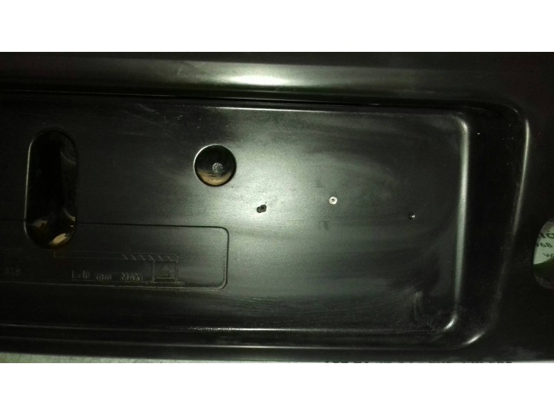 Recambio de piloto trasero central para renault laguna (b56) 2.2 d anade referencia OEM IAM 7711170346  