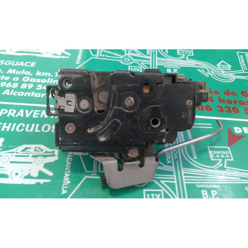 Recambio de cerradura puerta trasera derecha para audi a4 berlina (8e) referencia OEM IAM 8E0839016C 4+3 PINES NEGRO