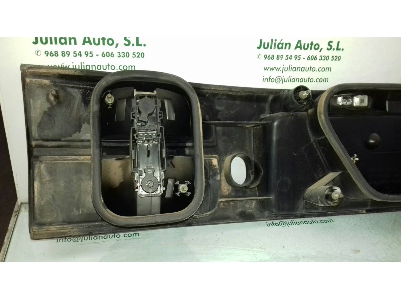 Recambio de piloto trasero central para renault laguna (b56) 2.2 d anade referencia OEM IAM 7711170346  