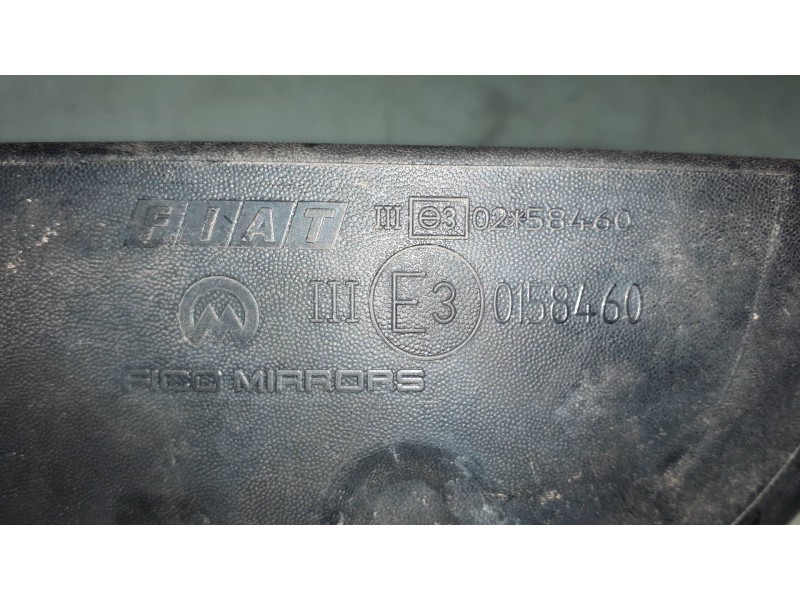 Recambio de retrovisor derecho para fiat stilo (192) 1.4 sting referencia OEM IAM 01704607600  ELECTRICO