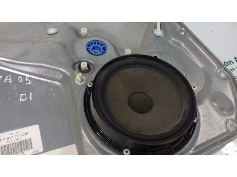 Recambio de elevalunas delantero izquierdo para seat ibiza (6l1) sport referencia OEM IAM 6L4837751CM 6L4837755T ELECTRICO