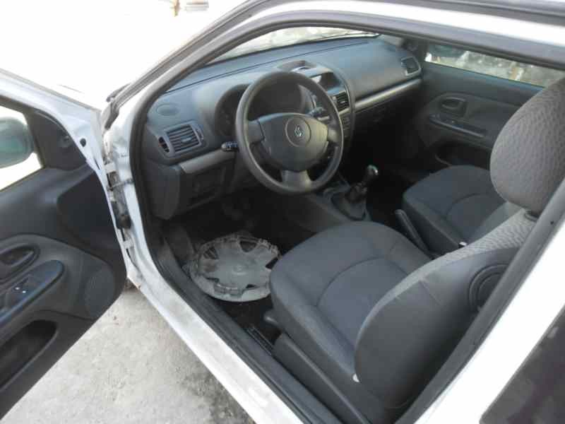 renault clio ii fase ii (b/cb0) del año 2004