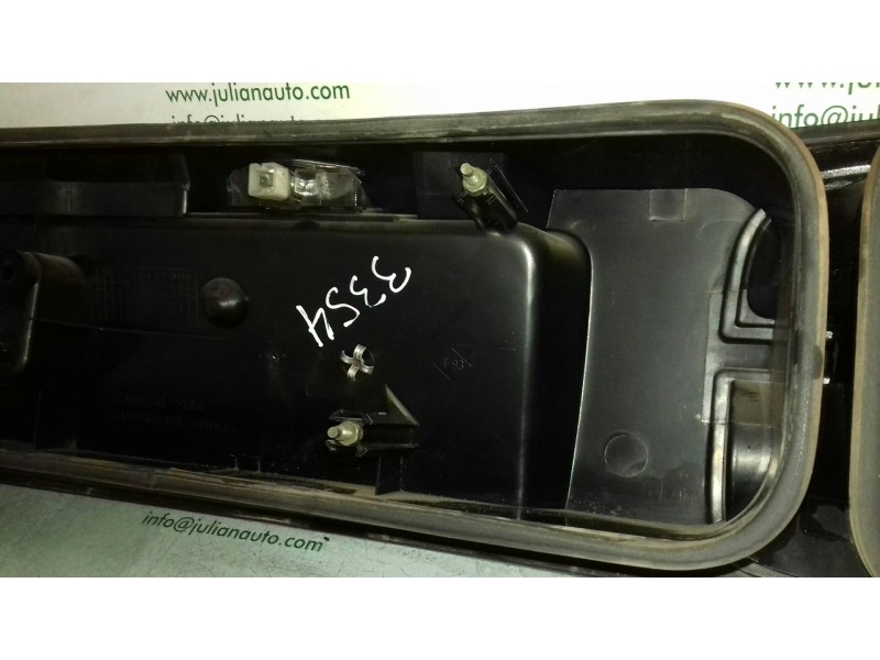 Recambio de piloto trasero central para renault laguna (b56) 2.2 d anade referencia OEM IAM 7711170346  