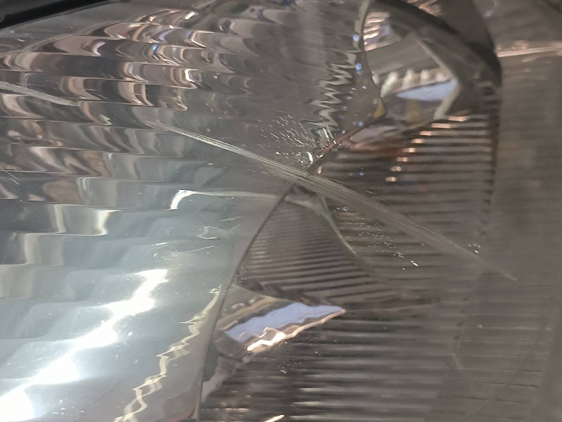 Recambio de faro derecho para citroen c5 berlina 2.0 hdi magic referencia OEM IAM 89005403 087922 VALEO