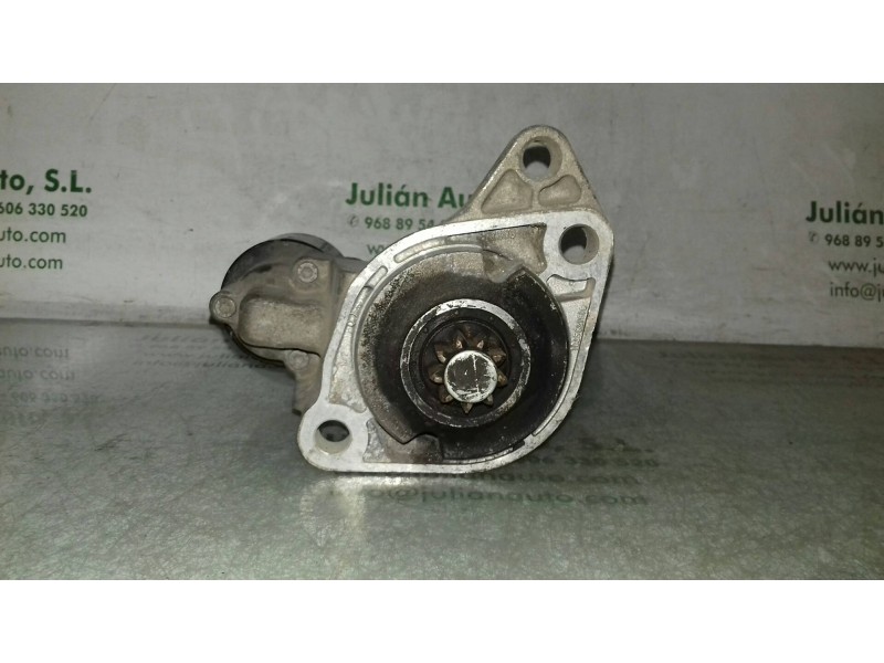 Recambio de motor arranque para seat leon (1m1) stella referencia OEM IAM 020911023 0001121006 BOSCH