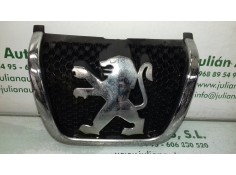 Recambio de rejilla delantera para peugeot partner (s2) combi plus referencia OEM IAM 9644759077  SOLO EMBLEMA