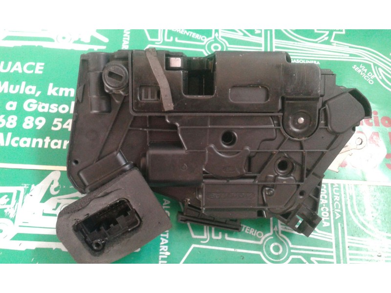 Recambio de cerradura puerta trasera derecha para seat leon (5f1) reference referencia OEM IAM 5K4839016Q 7 PINES NEGRO