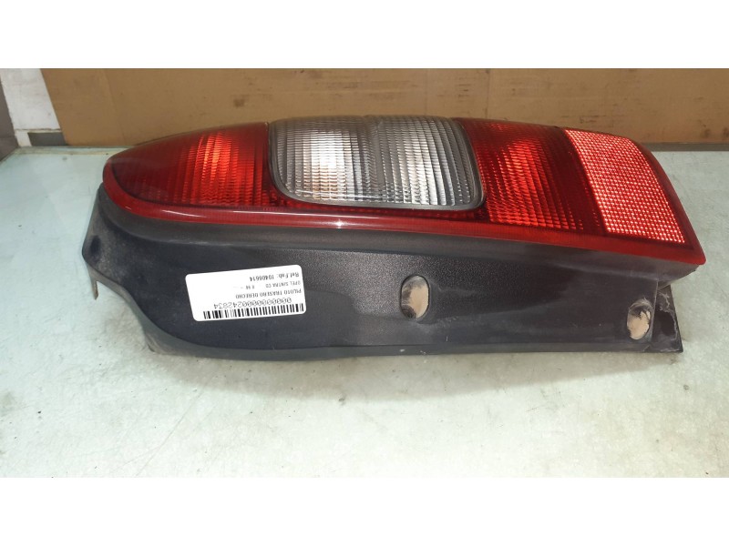 Recambio de piloto trasero derecho para opel sintra cd referencia OEM IAM 10406614 10406612 