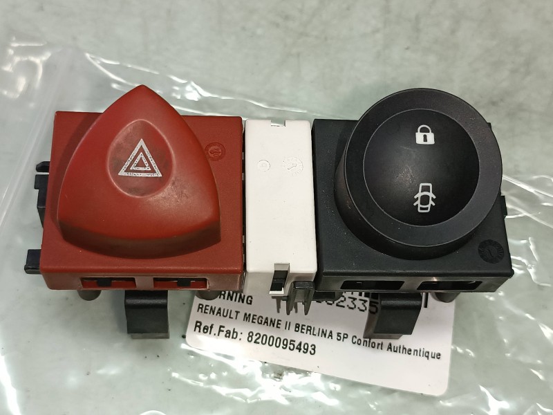 Recambio de warning para renault megane ii berlina 5p confort authentique referencia OEM IAM 8200095493 8200109723 88040001