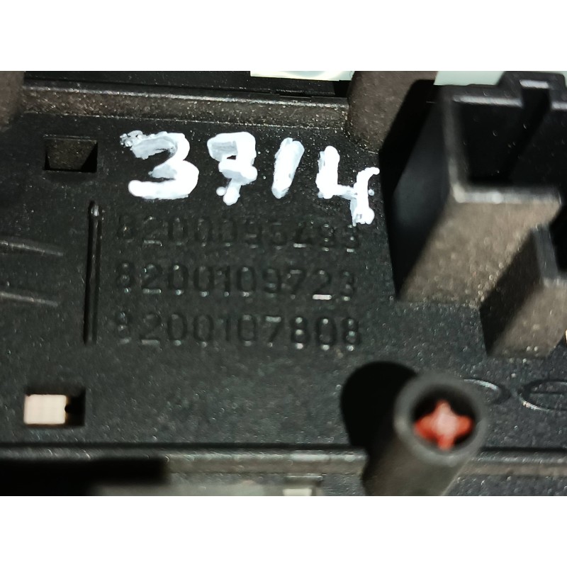 Recambio de warning para renault megane ii berlina 5p confort authentique referencia OEM IAM 8200095493 8200109723 88040001