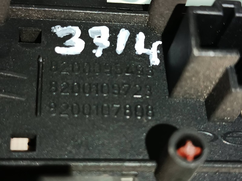 Recambio de warning para renault megane ii berlina 5p confort authentique referencia OEM IAM 8200095493 8200109723 88040001