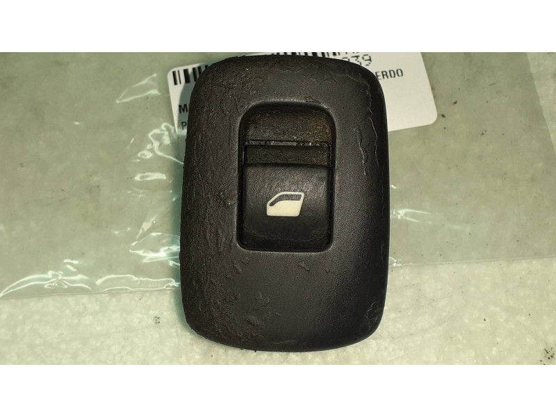Recambio de mando elevalunas trasero izquierdo para peugeot 207 xs referencia OEM IAM 96548603 VALEO CONECTOR 4 PINES