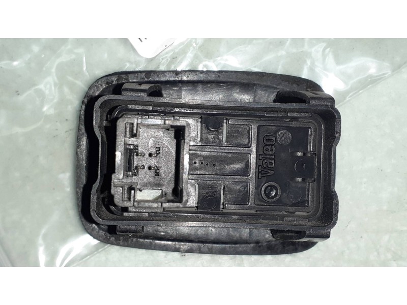 Recambio de mando elevalunas trasero izquierdo para peugeot 207 xs referencia OEM IAM 96548603 VALEO CONECTOR 4 PINES