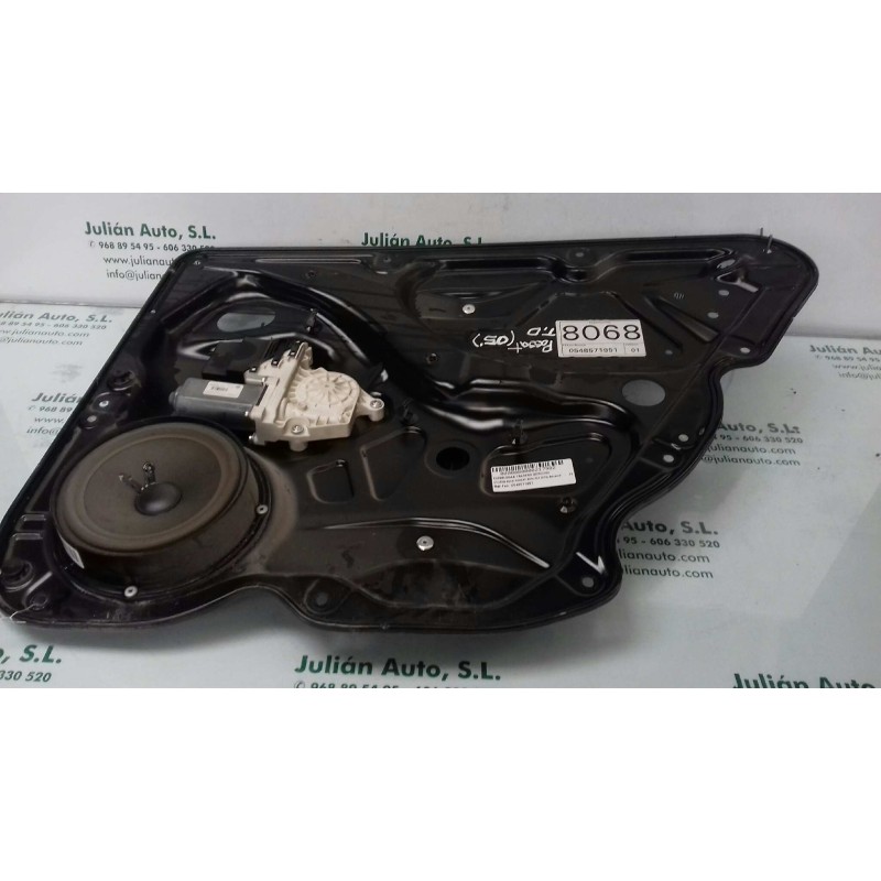 Recambio de elevalunas trasero derecho para volkswagen passat berlina (3c2) advance referencia OEM IAM 0548571951 980856111 ELEC