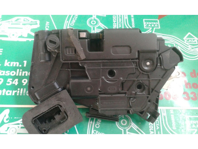 Recambio de cerradura puerta trasera derecha para seat leon (5f1) reference referencia OEM IAM 5K4839016Q 7 PINES NEGRO