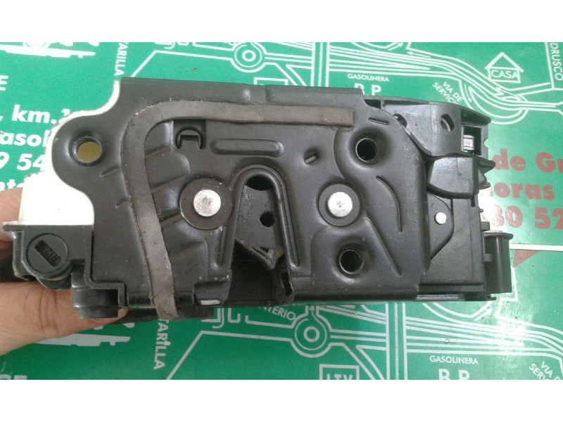 Recambio de cerradura puerta trasera derecha para seat leon (5f1) reference referencia OEM IAM 5K4839016Q 7 PINES NEGRO
