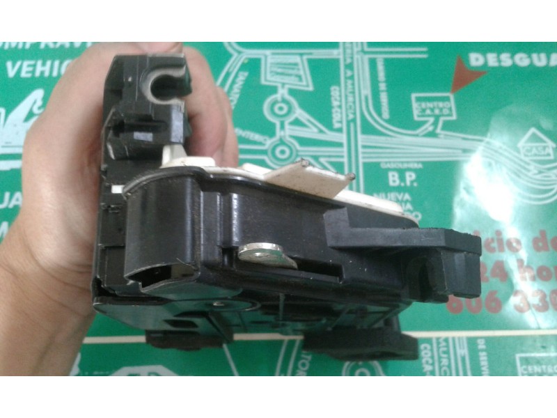 Recambio de cerradura puerta trasera derecha para seat leon (5f1) reference referencia OEM IAM 5K4839016Q 7 PINES NEGRO