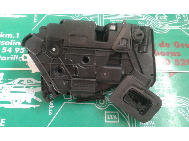Recambio de cerradura puerta trasera izquierda para seat leon (5f1) reference referencia OEM IAM 5K4839015Q 7 PINES NEGRO