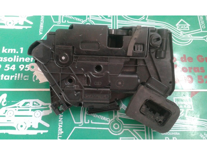Recambio de cerradura puerta trasera izquierda para seat leon (5f1) reference referencia OEM IAM 5K4839015Q 7 PINES NEGRO